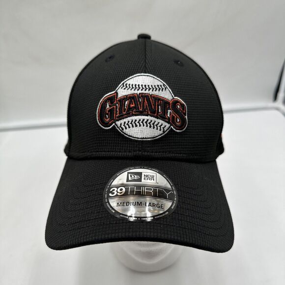 MENS NEW ERA MLB SF GIANTS 3930 CLUBHOUSE 2023 FLEX - BLACK Medium- Large - Picture 1 of 7